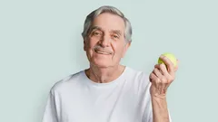 Tennisboll mot spänningar och stelhet: 10 minuters kvällsrutin